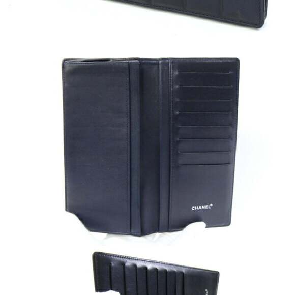 CHANEL Authentic Blue Lambskin Leather Wallet